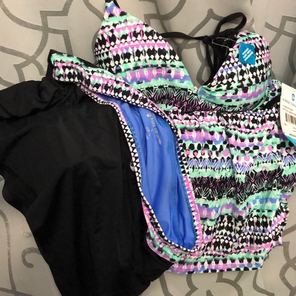 Free country - Picture 2 of 5